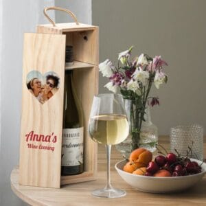 Gaveboks til vin i tre med egen design